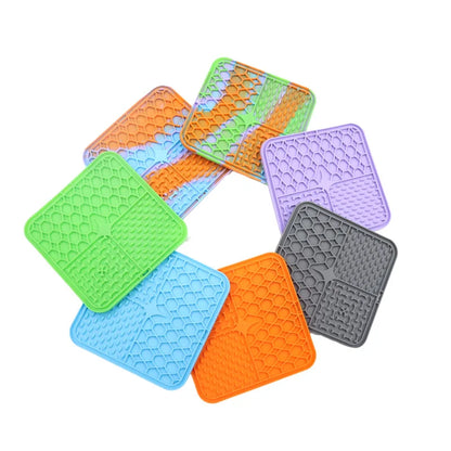 Silicone lick mat with suction cups, color options